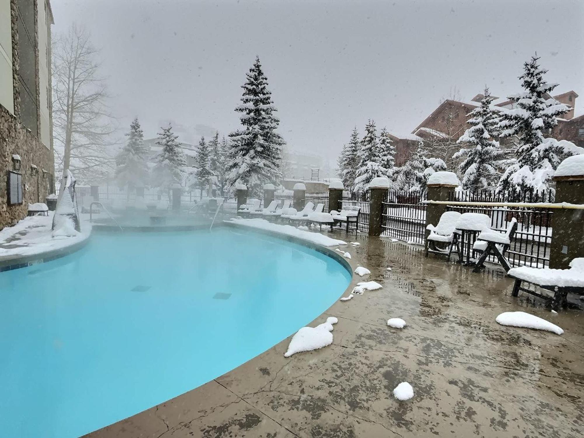 Studio 211 - Perfect Location With Pool And Hot Tub Crested Butte Zewnętrze zdjęcie